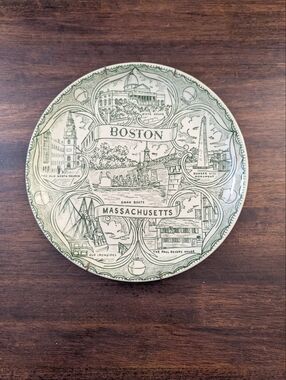 Boston Massachusetts Souvenir Plate With Hanger